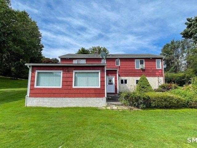 House for sale in Brookfield, Connecticut