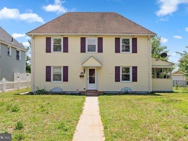 House for sale in Commerce, New Jersey