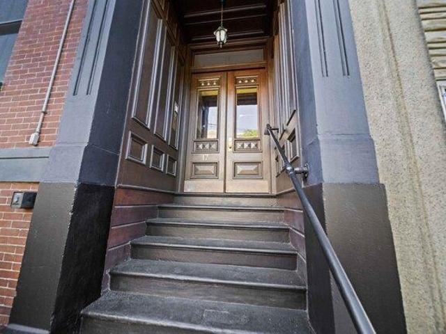 Condo for sale in Pill Hill, Brookline