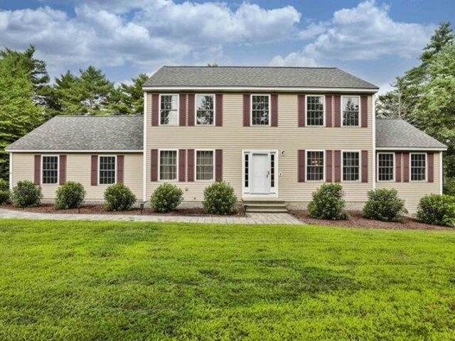 House for sale in New Hampshire