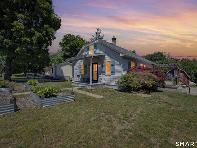 House for sale in Brooklyn, Connecticut