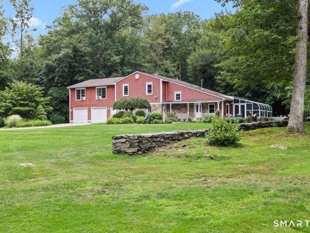 House for sale in Brooklyn, Connecticut