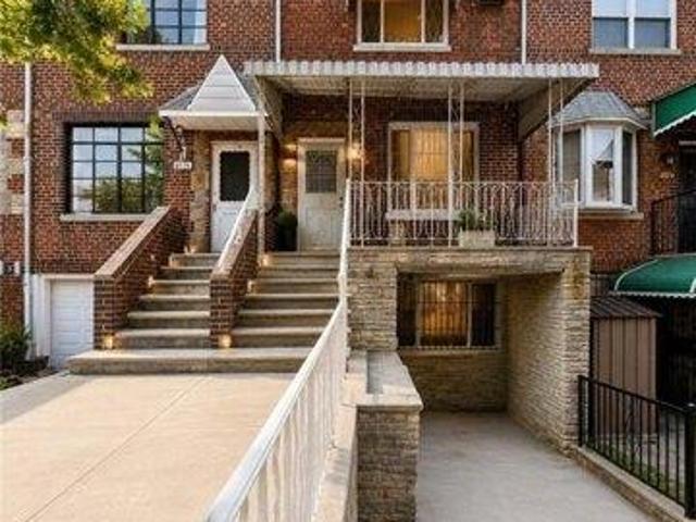 House for sale in Arverne, New York