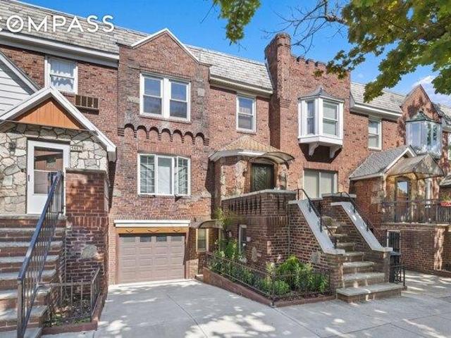 House for sale in Arverne, New York