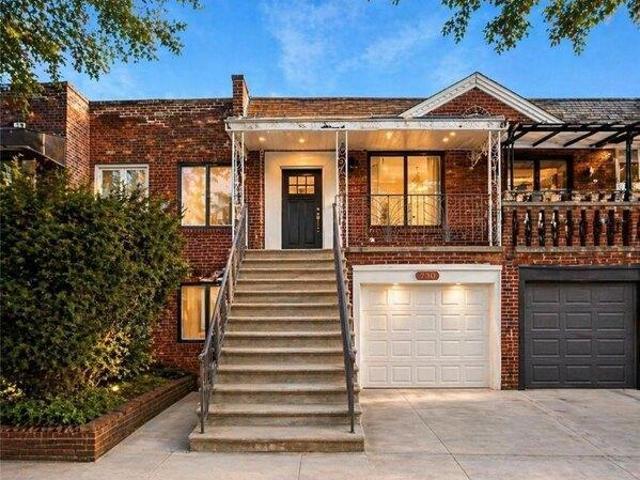 House for sale in Arverne, New York