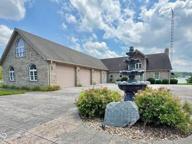 House for sale in Brownstown, Indiana