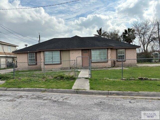 House for sale in Cameron, Texas