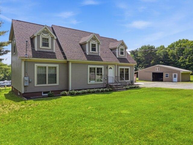 House for sale in Buckfield, Maine