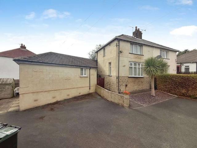 Bungalow for sale in Gilstead, Bradford