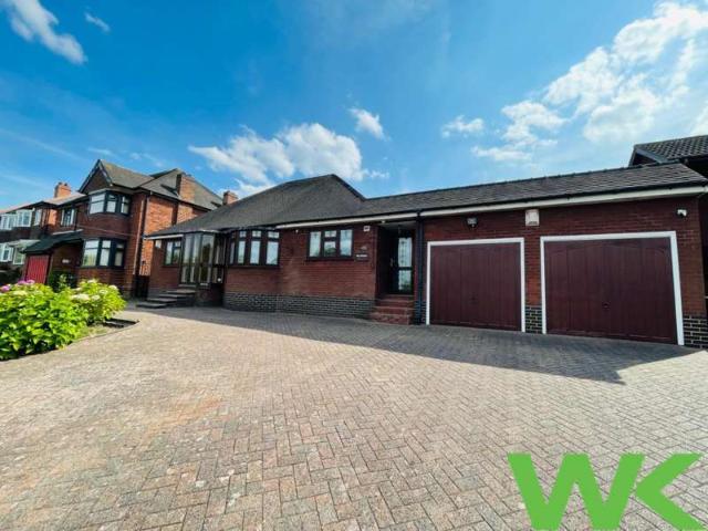 Bungalow for sale in Tividale, West Midlands