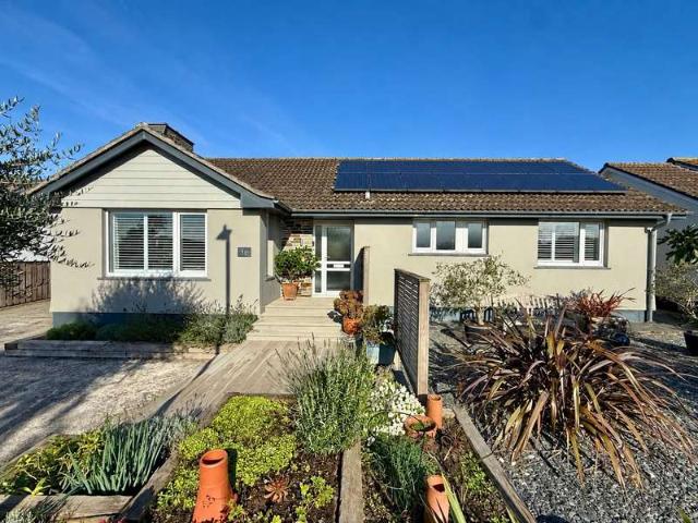 Bungalow for sale in Cornwall