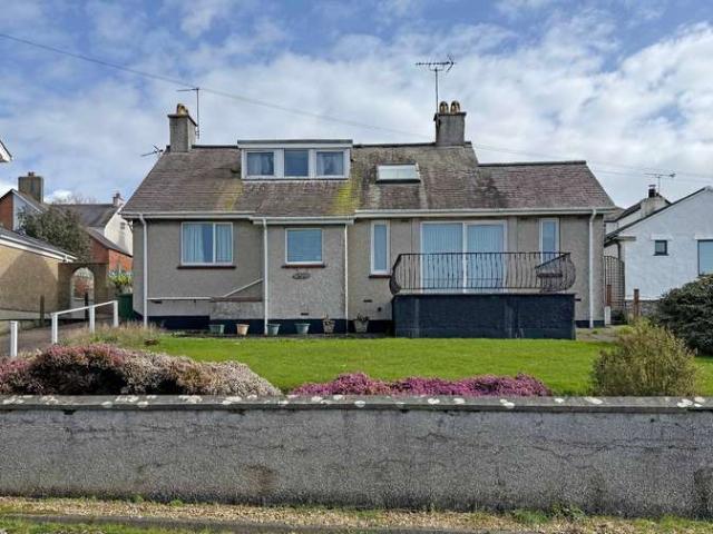 Bungalow for sale in Caernarfon