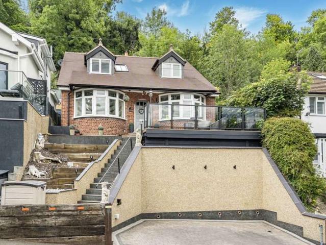Property for sale in Hillview, Surrey