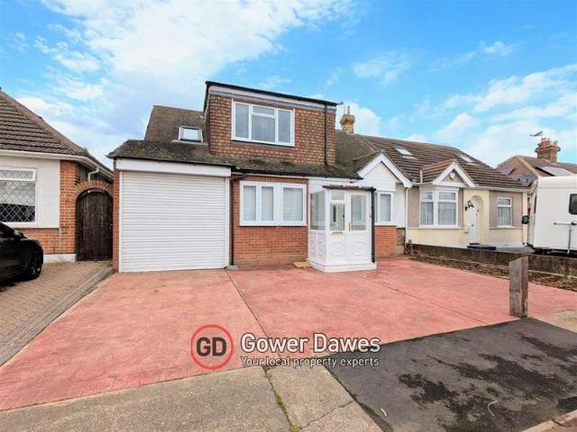 Bungalow for sale in Little Thurrock, Chadwell St Mary
