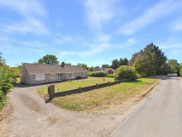 Bungalow for sale in Garboldisham, Breckland