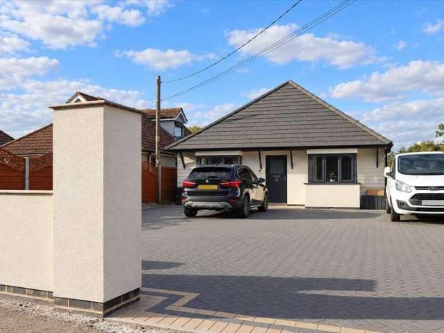 Bungalow for sale in Dale Hill, Essex