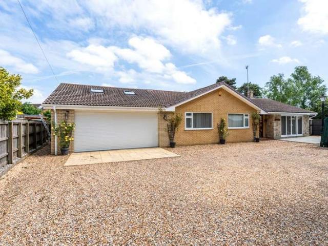 Bungalow for sale in West Moors