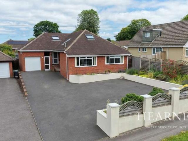 Farm for sale in Tricketts Cross, Ferndown