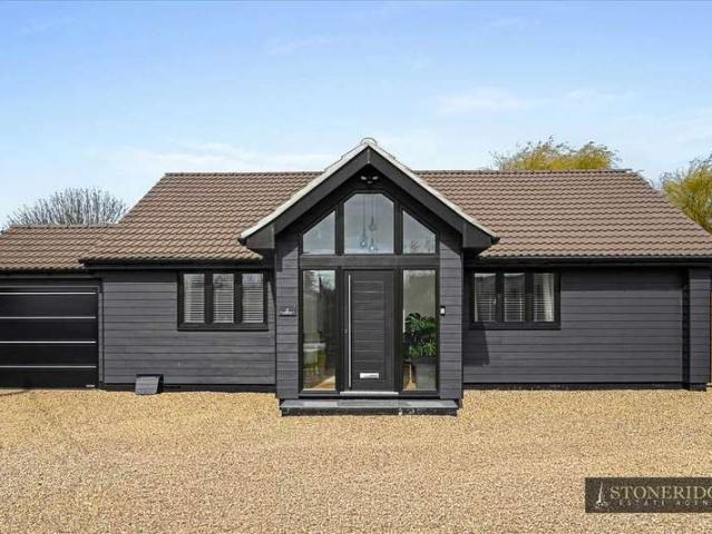 Bungalow for sale in Dale Hill, Essex