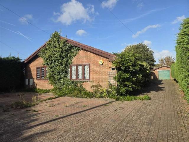 Bungalow for sale in Cowes, Isle of Wight
