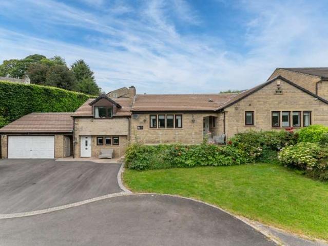 Bungalow for sale in West Yorkshire