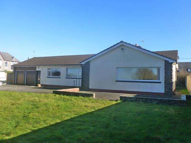 Bungalow for rent in Brandis Corner, Devon