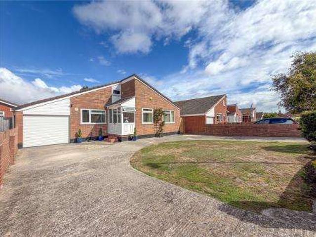 Bungalow for sale in Berrow