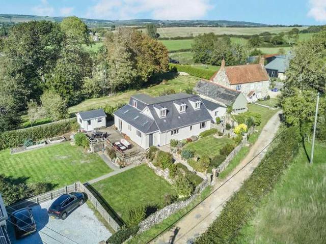 Bungalow for sale in Isle Of Wight