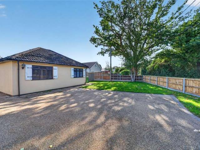 Bungalow for sale in Dedham, Colchester