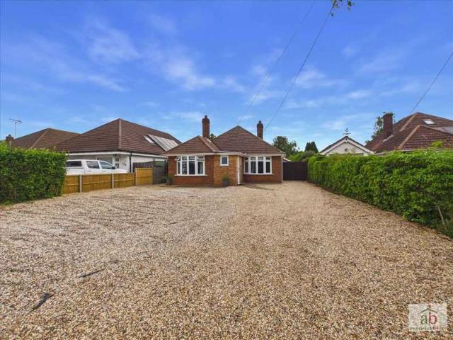 Bungalow for sale in Old Kesgrave, Eastbridge