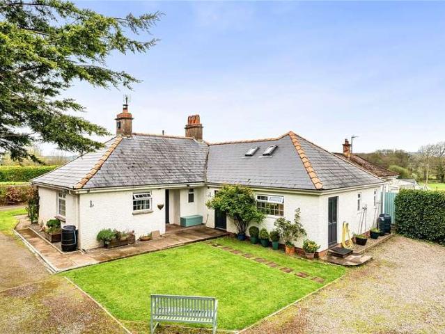 Bungalow for sale
