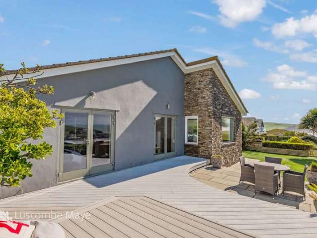 Bungalow for sale in Strode, Devon