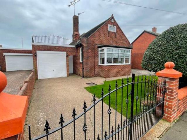 Bungalow for sale in Preston, Whitley Bay