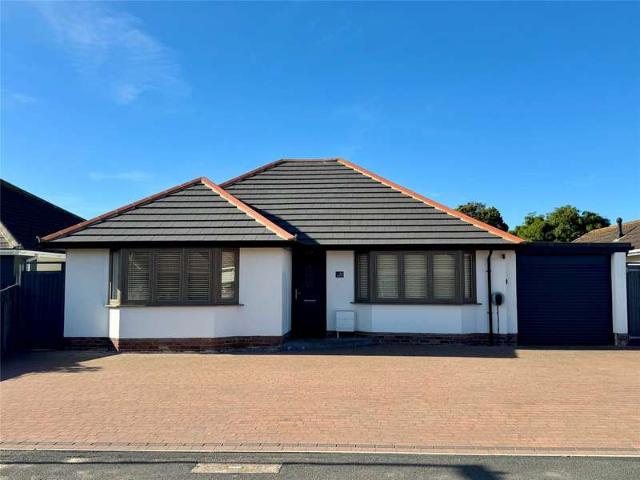 Bungalow for sale in Old Milton, Ashurst Bridge