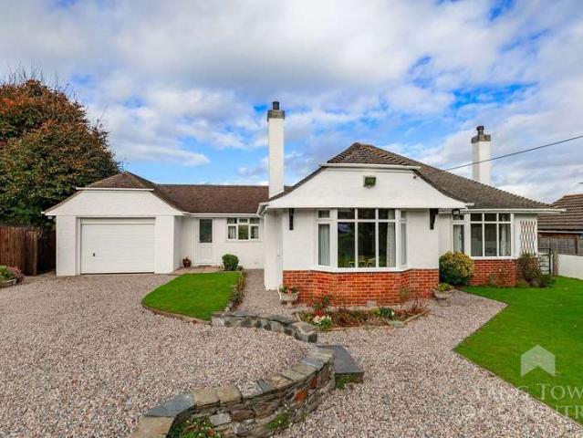 Bungalow for sale in Mount Wise