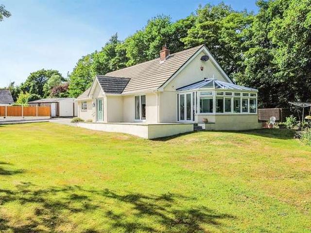 Bungalow for sale in Cornwall