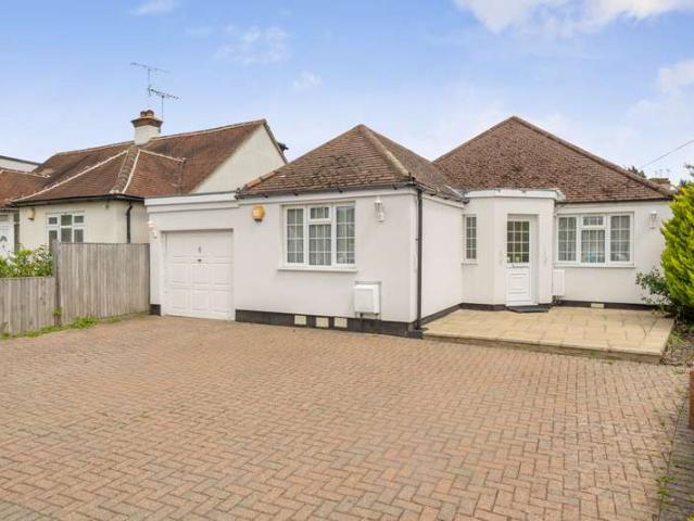 Bungalow for sale in Lane, Greater London