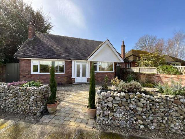 Bungalow for sale in Southport, Sefton