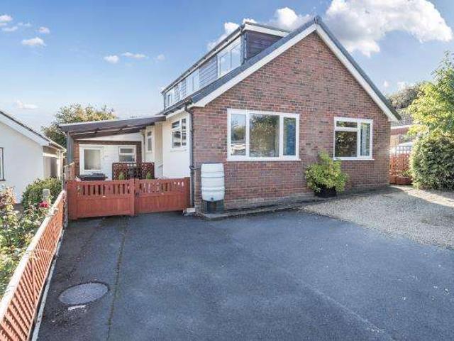 Bungalow for sale in Sandpits