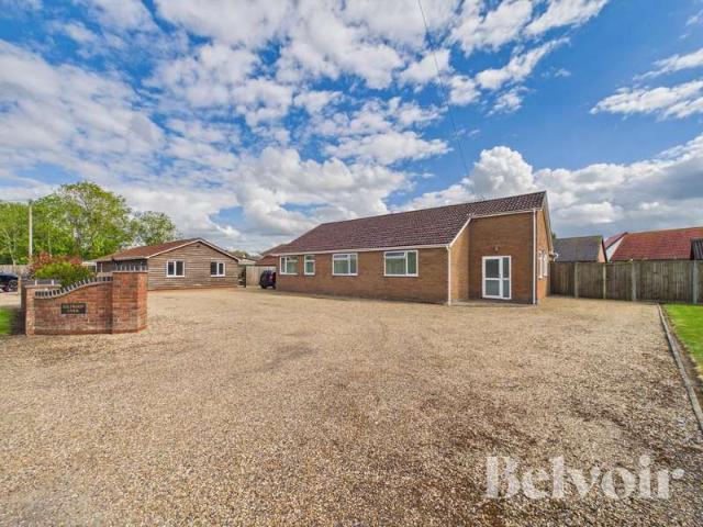 Bungalow for rent in East Tuddenham, Norfolk