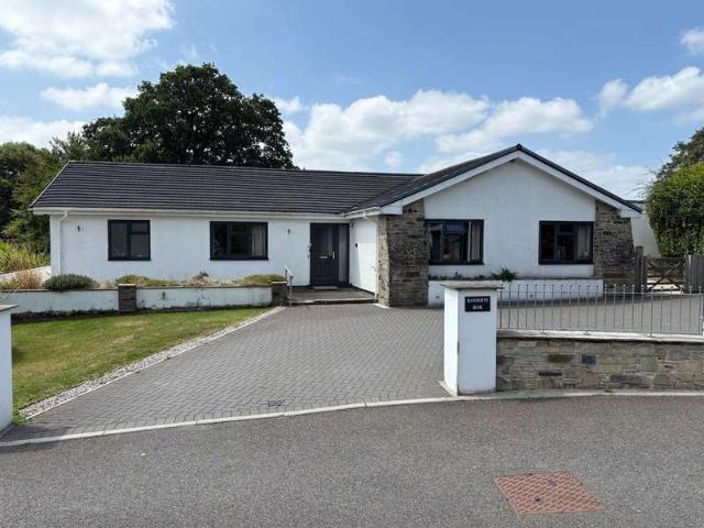 Bungalow for sale in Weir Quay, Devon
