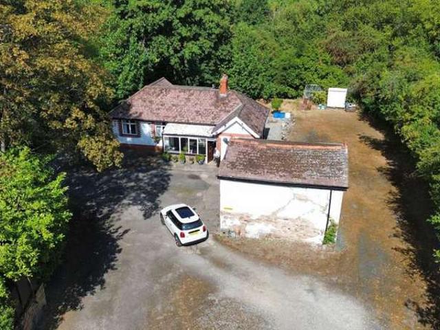 Bungalow for sale in Heath Hill, Dawley
