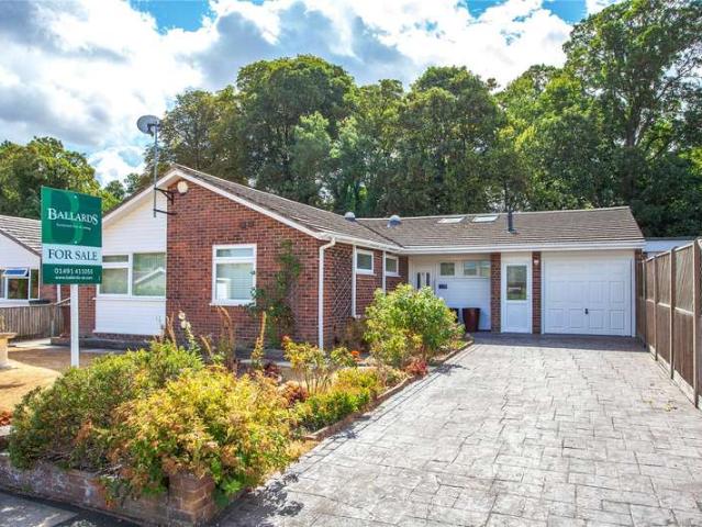Bungalow for sale in Henley-on-Thames, South Oxfordshire