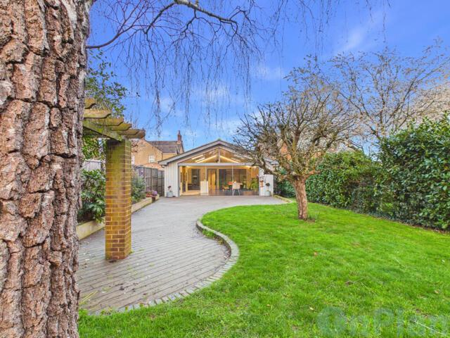 Bungalow for sale in Maulden, Bedfordshire