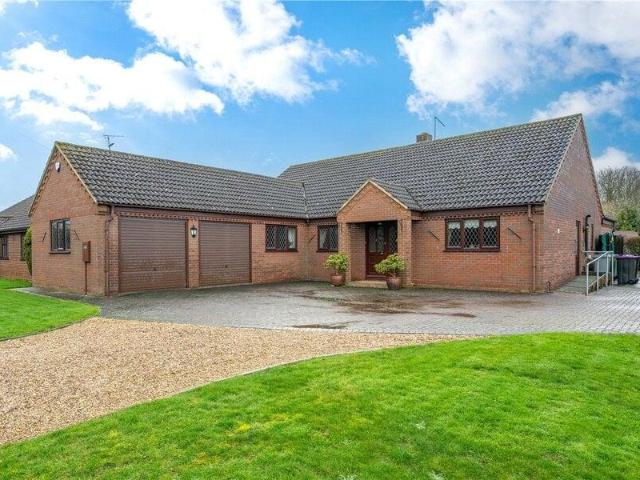 Bungalow for sale in Bourne, South Kesteven