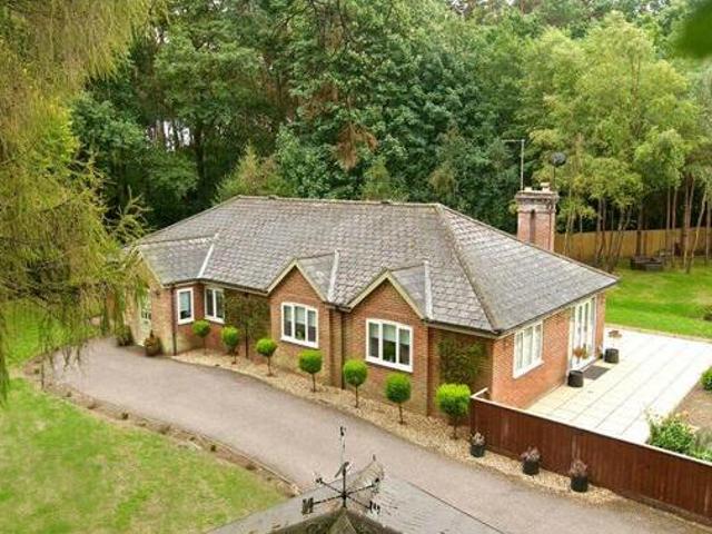 House for rent in Lyons, Greater London