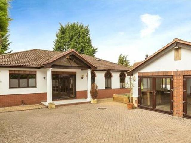 House for rent in Golden Valley, Gloucestershire