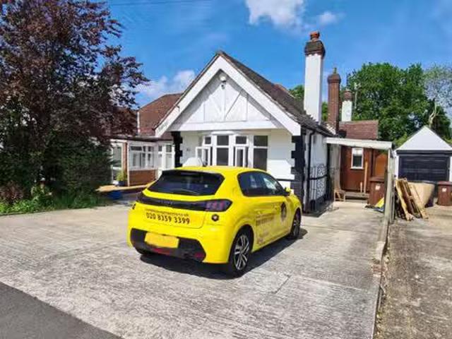 House for rent in The Royds, Potters Bar