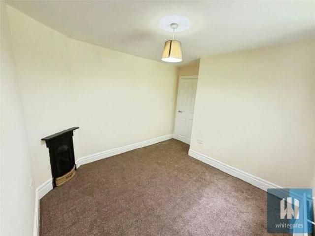 Bungalow for rent in Thornton Lodge, Huddersfield