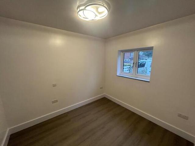 Bungalow for rent in Wincheap, The Bridge